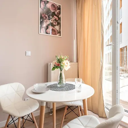 Apartment Superapart Aignera 4, Family Friendly Oasis *