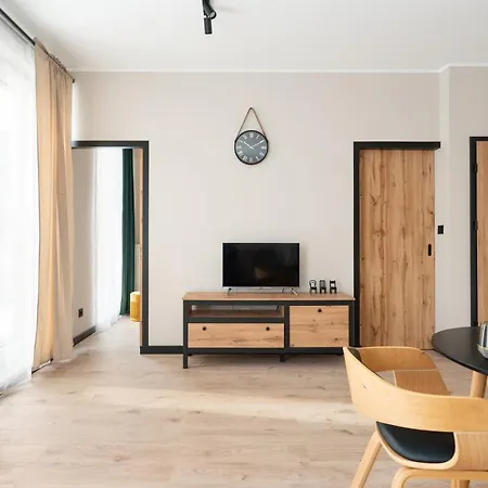 Superapart Aignera 4, Family Friendly Oasis Daire *