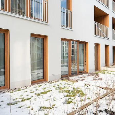 Superapart Aignera 4, Family Friendly Oasis Appartement