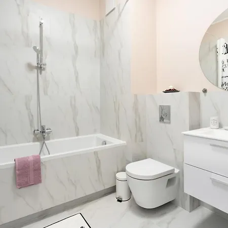 Daire Superapart Aignera 4, Family Friendly Oasis Varşova