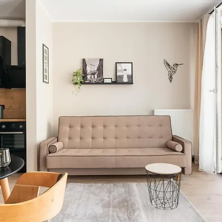 Superapart Aignera 4, Family Friendly Oasis *